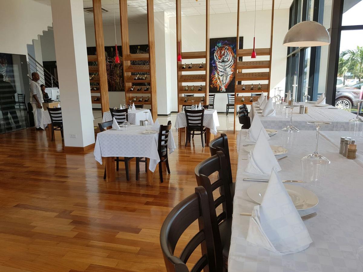 Suncity Hotel Apartment Accra Ngoại thất bức ảnh